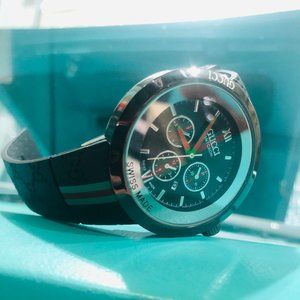 Mens silver Gucci watch